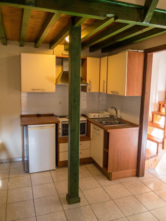 C.Katopodis Center Apartment นีดรี ภายนอก รูปภาพ